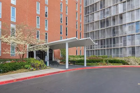 3060 Pharr Court North NW #814, Atlanta, GA 30305