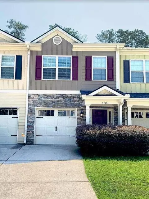 4936 Parke Brook Dr, Acworth, GA 30101