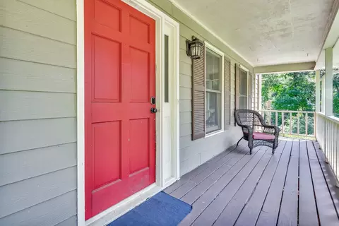 370 Michael Rd, Tyrone, GA 30290 photo 3