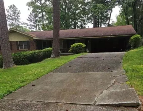 2396 Sunset Dr NE, Atlanta, GA 30345