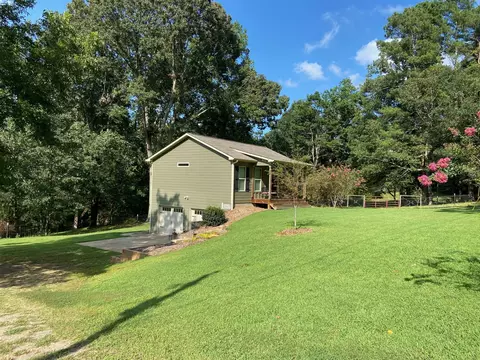 5014 Old Mulberry Rd, Flowery Branch, GA 30542