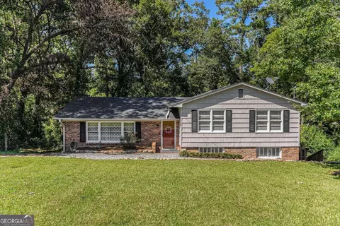 2983 Woodhaven Cir, Macon, GA 31204