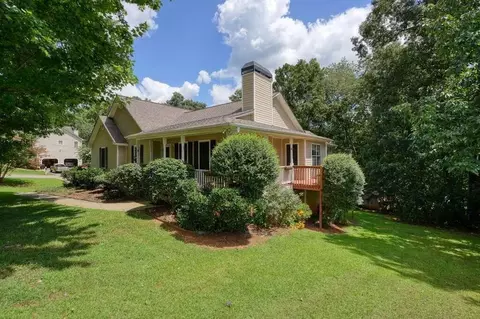400 Moss Rose Ln, Canton, GA 30114
