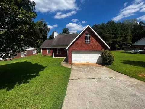 11084 Knotty Pine Pl, Hampton, GA 30228 photo 1
