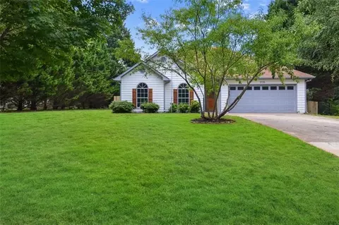 3725 Meadow Crest Way, Cumming, GA 30040