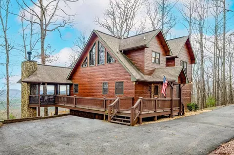 733 Raccoon Rd #14, Blue Ridge, GA 30513