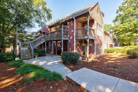 802 Abingdon Way, Sandy Springs, GA 30328