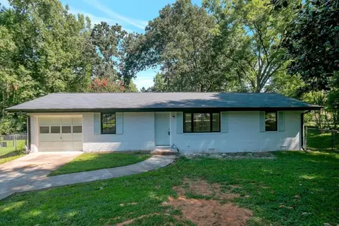 1420 S Hicks Cir, Conyers, GA 30012