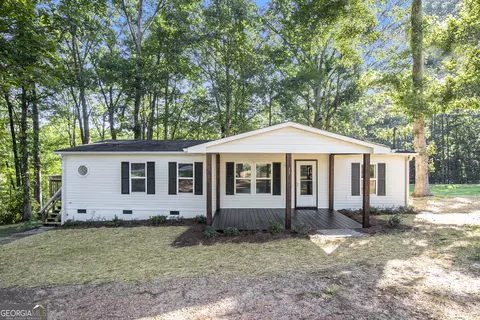 17 Holly St, Buchanan, GA 30113