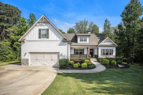 1227 Shiva Blvd, Winder, GA 30680