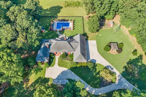 865 Pj East Rd, Covington, GA 30014