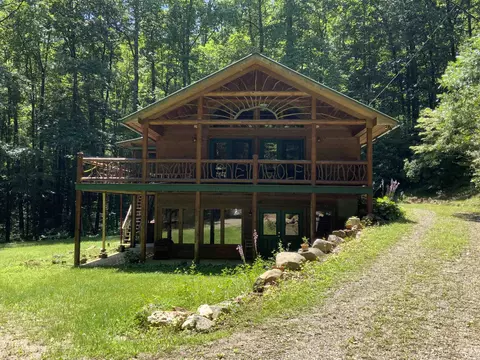 3369 Hyatt Creek Rd, Marble, NC 28905