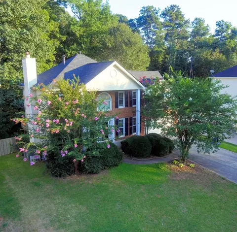 2050 Pendleton Pl, Suwanee, GA 30024 photo 2