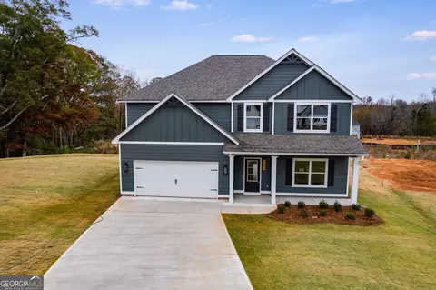 103 Cedarcrest Dr, Carrollton, GA 30117