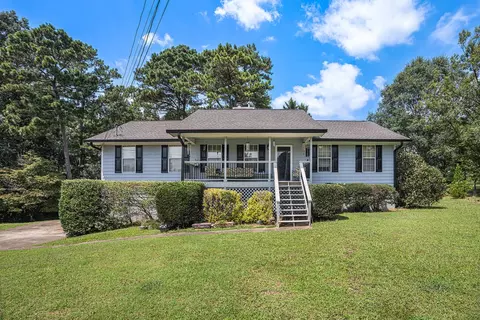 2615 Springside Ct, Douglasville, GA 30135