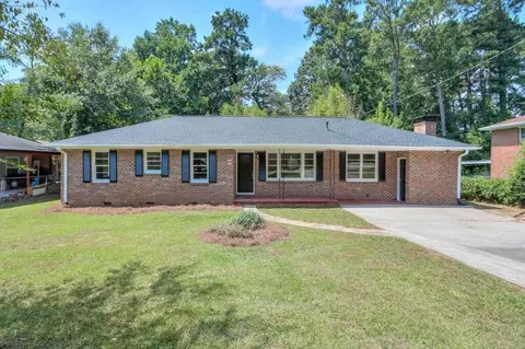 860 Walnut Cir SW, Marietta, GA 30060