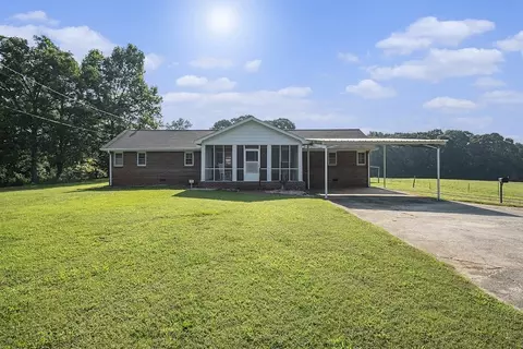 2900 Clem Lowell Rd, Carrollton, GA 30116