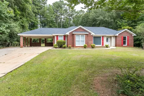 90 Lee Road 560, Smiths Station, AL 36877