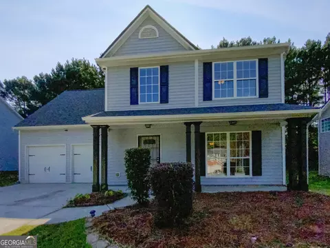 10668 Starling Trl, Hampton, GA 30228
