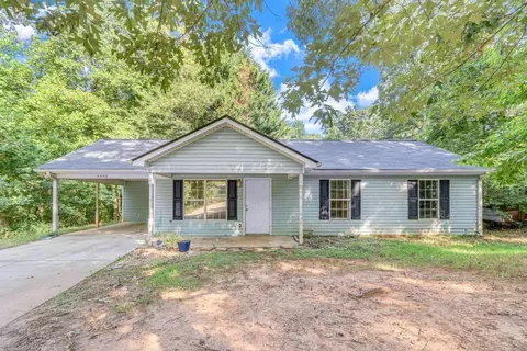 5780 Riley Farm Rd, Lula, GA 30554