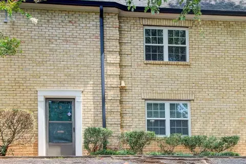 280 Winding River Dr #B, Sandy Springs, GA 30350