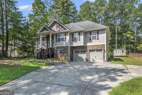 5538 Centry Dr, Villa Rica, GA 30180