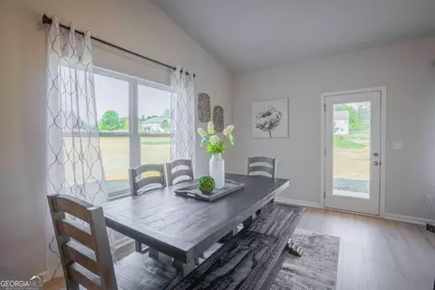 1044 Emmas Ct, Monroe, GA 30656 photo 8