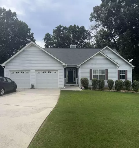 112 Legend Creek Holw, Douglasville, GA 30134