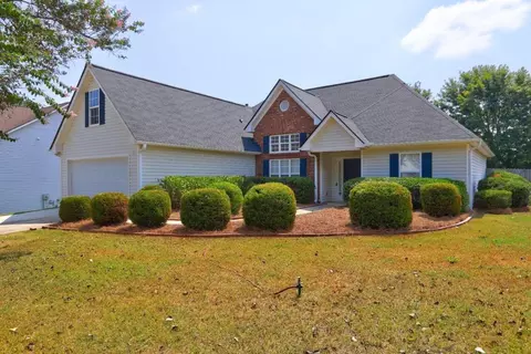3865 Brushymill Ct, Loganville, GA 30052