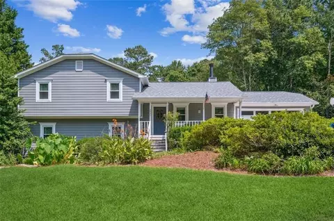 2431 Rockwell Dr, Buford, GA 30519