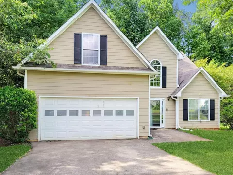 2961 Winding Grove Dr, Stonecrest, GA 30038