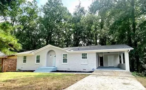 4061 Northstrand Dr, Decatur, GA 30035