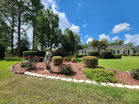 127 Collins St, Lyons, GA 30436 photo 6