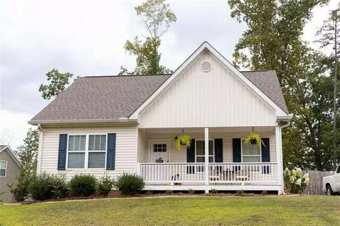 92 Camp Dr, Dahlonega, GA 30533