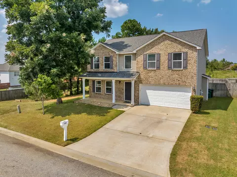304 Haddenham Cts, Perry, GA 31069 photo 3