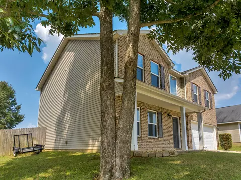 304 Haddenham Cts, Perry, GA 31069 photo 4