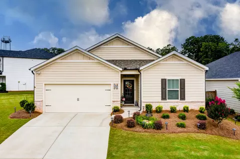 329 Davis Ln, Woodstock, GA 30188