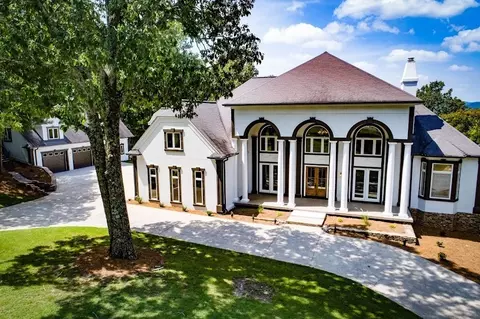 12 Hathaway Heights Rd, Anniston, AL 36207