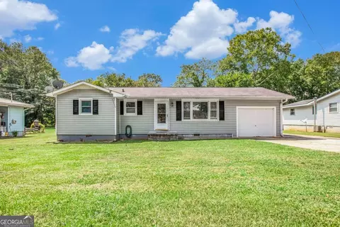 305 Garden Ave SE, Lindale, GA 30147