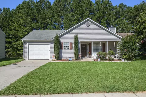 177 Bay Court Dr, Stockbridge, GA 30281
