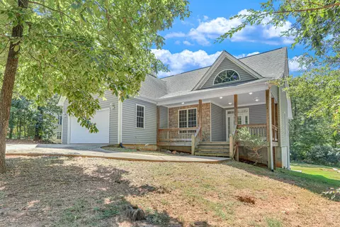 40 Edgar Dr, Commerce, GA 30529 photo 1
