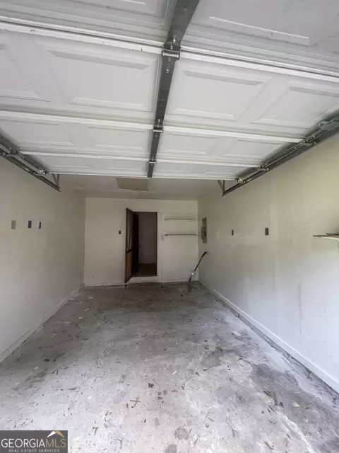1063 Salisbury Trl, Riverdale, GA 30296