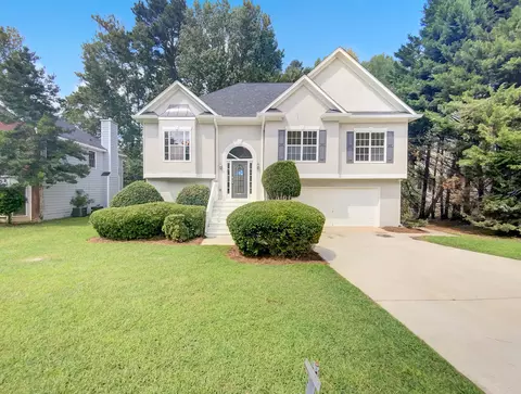 486 Washington Dr, Jonesboro, GA 30238