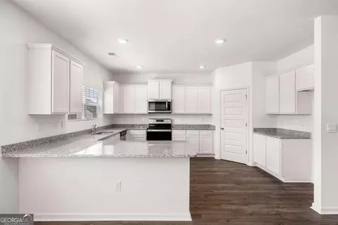 1658 E Brook Dr, Conyers, GA 30012 photo 7