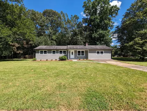 14 Trace Chain Ct, Hiram, GA 30141