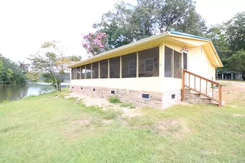 1589 Lee Road 380, Valley, AL 36854