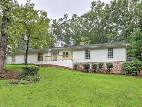 4810 Marsha Dr SE, Mableton, GA 30126