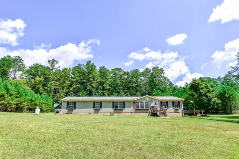 1261 N Madden Bridge Rd, Molena, GA 30258