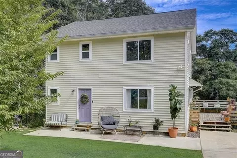 6011 Mitchell St, Flowery Branch, GA 30542