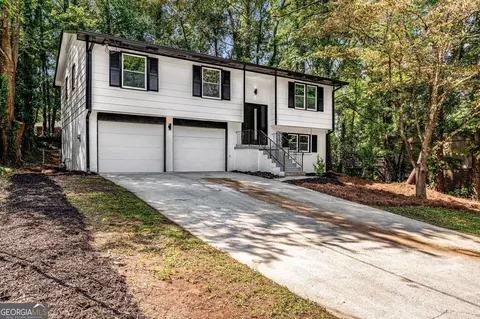 3997 Wedgefield Cir, Decatur, GA 30035